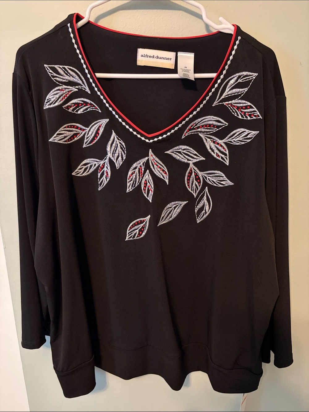 Alfred Dunner Long-Sleeve V-Neck Top - NWT size 2X